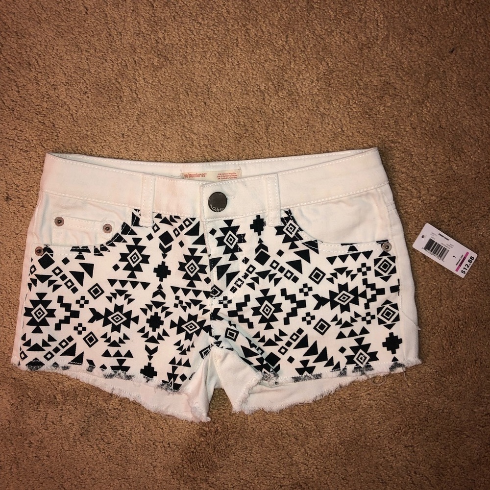 No Boundaries Shorts